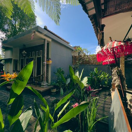 Homestay Sente Munduk Esterno foto