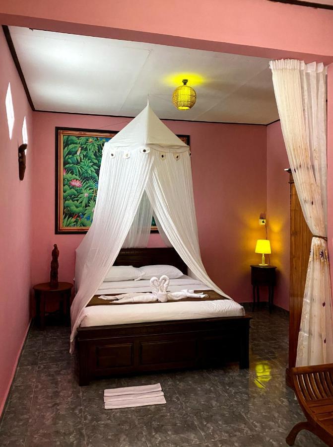 Homestay Sente Munduk Esterno foto